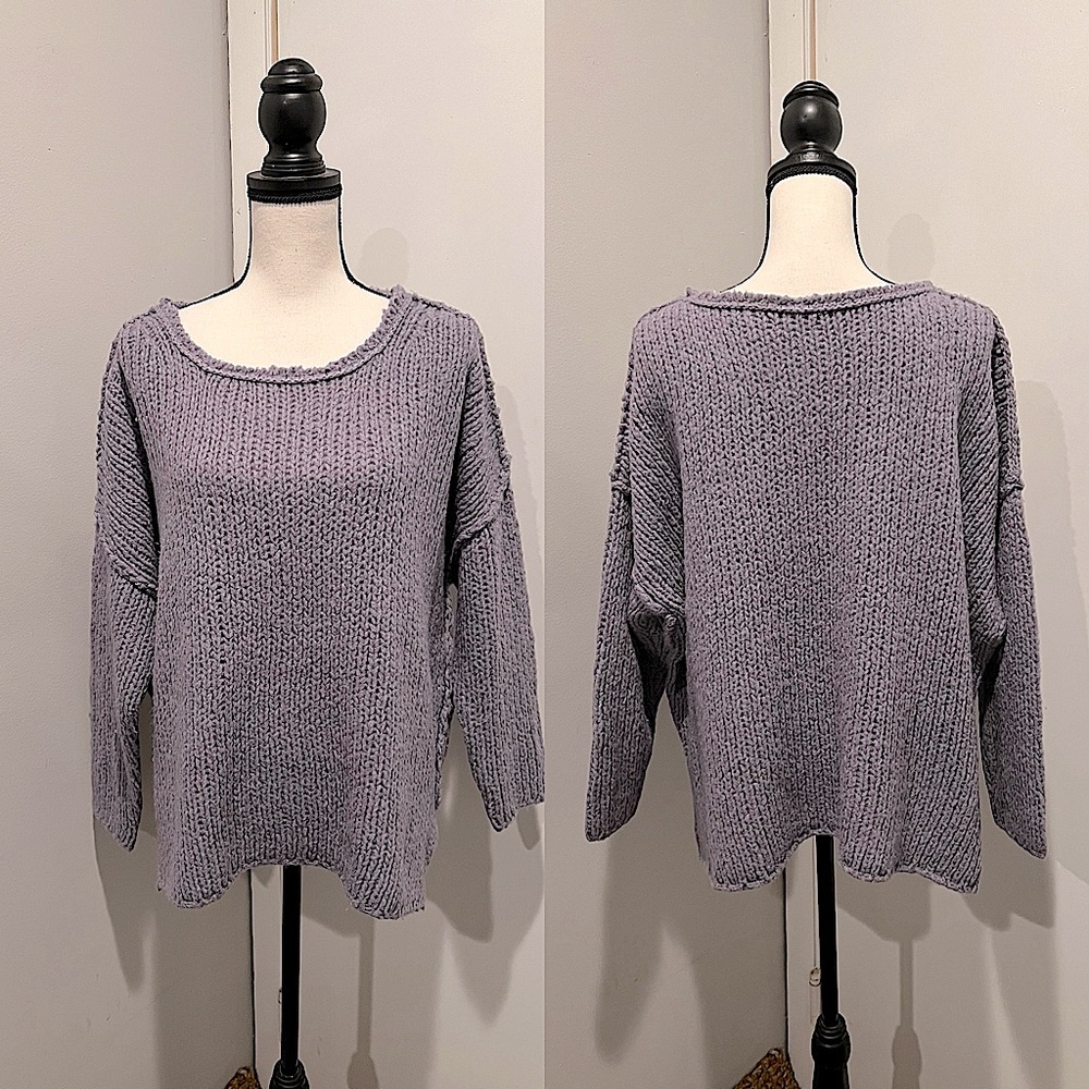 Free People Oversized Sweater-EUC